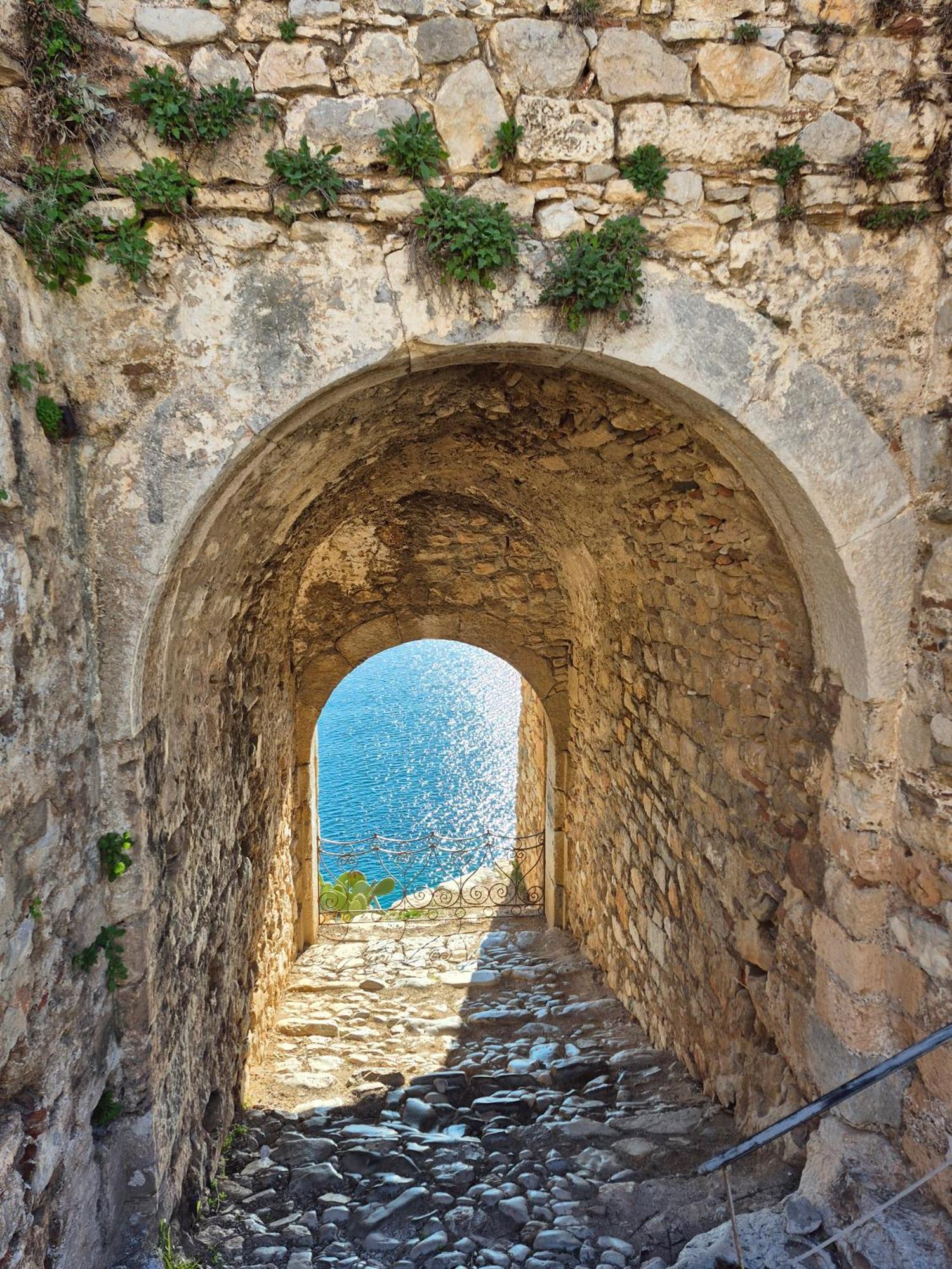 Twins Apartment Nafplio Ngoại thất bức ảnh